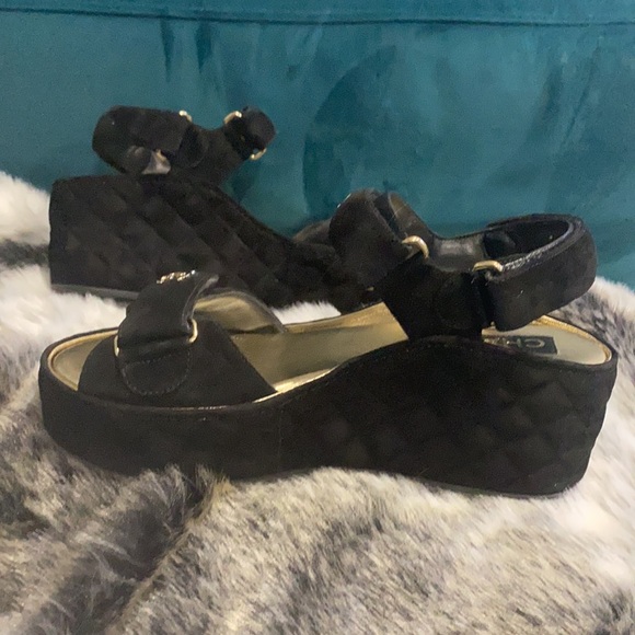 Chanel Sandals!! Sold Out in Asia Pacific!!! - Picture 7 of 7